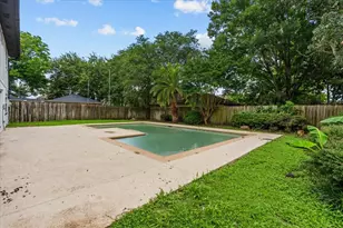 3907 Club Valley Dr, Houston, TX 77082 - Photo 35