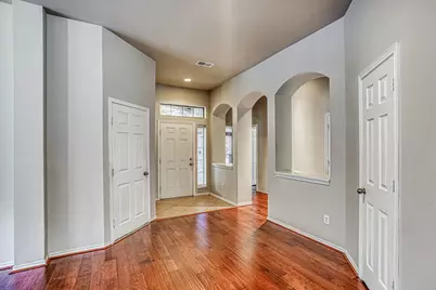 606 Red Oak Canyon Lane, La Marque, TX 77568 - Photo 5