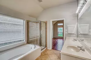 606 Red Oak Canyon Ln, La Marque, TX 77568 - Photo 13