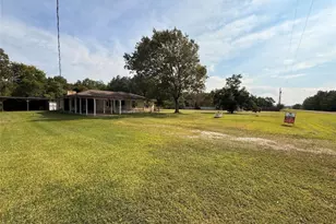 302 Channelview Dr, Anahuac, TX 77514 - Photo 25
