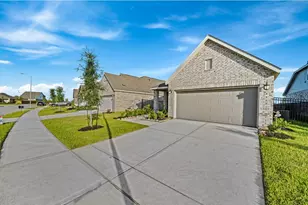 27439 Sunterra Village Dr, Katy, TX 77493 - Photo 3