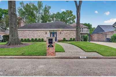 1122 Daria Drive, Houston, TX 77079 - Photo 1
