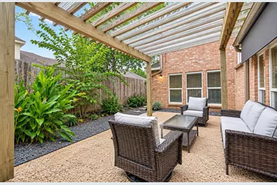 1122 Daria Drive, Houston, TX 77079 - Photo 37