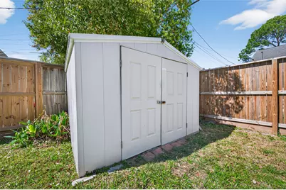 4415 Walker Street, Houston, TX 77023 - Photo 33