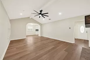 10307 Sagerock Dr, Houston, TX 77089 - Photo 9