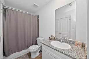 16854 N Marie Vlg Dr, Conroe, TX 77306 - Photo 11