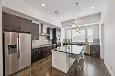 4605 La Branch Street, Houston, TX 77004 - Photo 9
