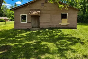 1065 11th St NE, Paris, TX 75460 - Photo 5