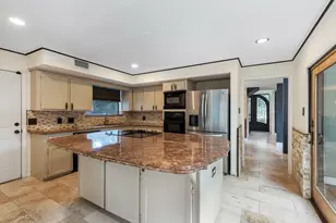 2911 Summersweet Pl, The Woodlands, TX 77380 - Photo 13