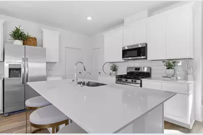 7702 Smooth Valley Court, Iowa Colony, TX 77583 - Photo 5