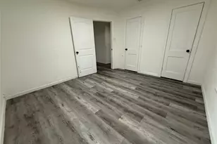 221 18th Ave N, Texas City, TX 77590 - Photo 17