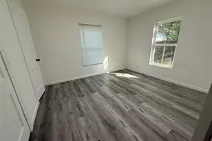 221 18th Ave N, Texas City, TX 77590 - Photo 23