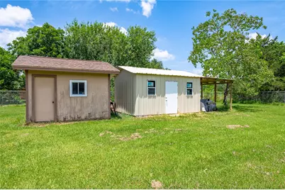 1925 Avenue L, Santa Fe, TX 77510 - Photo 11