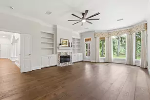 7 Pastoral Pond Cir, The Woodlands, TX 77380 - Photo 19