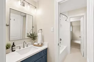 7 Pastoral Pond Cir, The Woodlands, TX 77380 - Photo 27