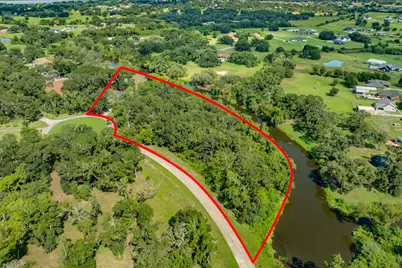 1219 Chuckwagon Court, Angleton, TX 77515 - Photo 7