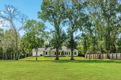 1219 Chuckwagon Court, Angleton, TX 77515 - Photo 45