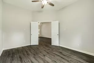 1219 Chuck Wagon Ct, Angleton, TX 77515 - Photo 21