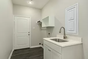 1219 Chuck Wagon Ct, Angleton, TX 77515 - Photo 35