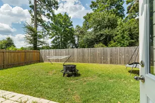 12990 Sorrento Bay Dr, Willis, TX 77318 - Photo 25