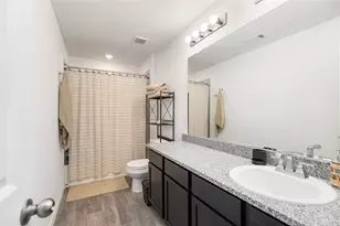 12990 Sorrento Bay Dr, Willis, TX 77318 - Photo 21