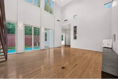 1634 Marshall Street, Houston, TX 77006 - Photo 11