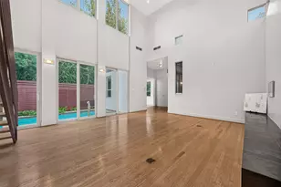 1634 Marshall St, Houston, TX 77006 - Photo 11