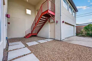 1634 Marshall St, Houston, TX 77006 - Photo 31