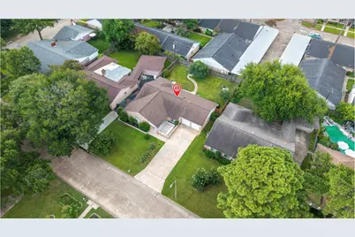 11411 Ash Creek Drive, Houston, TX 77043 - Photo 5