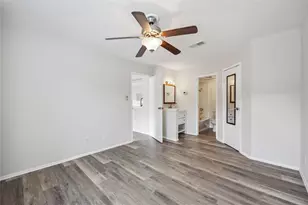 15534 Zabolio Dr, Houston, TX 77598 - Photo 13