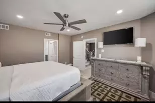 1513 40th St, Galveston, TX 77550 - Photo 21