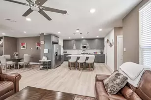 1513 40th St, Galveston, TX 77550 - Photo 7