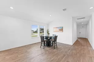 2201 Laurel Bloom Ln, Sealy, TX 77474 - Photo 5