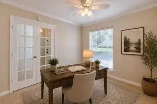2930 Meadow Brook Dr, League City, TX 77573 - Photo 9