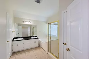 2930 Meadow Brook Dr, League City, TX 77573 - Photo 23