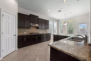 2665 Granite River Ln, Conroe, TX 77385 - Photo 11