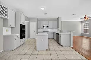 7411 Pacific Ridge Ct, Houston, TX 77095 - Photo 17