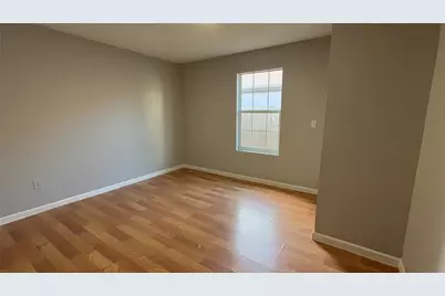 9307 Coffee Street, Houston, TX 77033 - Photo 5