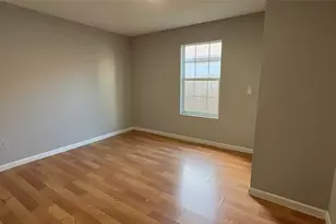 9307 Coffee St, Houston, TX 77033 - Photo 5