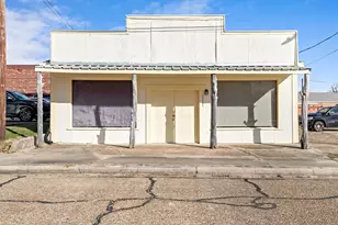 110 N Zavalla St, Jasper, TX 75951 - Photo 1
