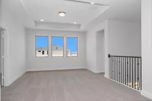 433 Soaring Sparrow Trl, Katy, TX 77493 - Photo 11