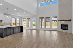 433 Soaring Sparrow Trl, Katy, TX 77493 - Photo 3