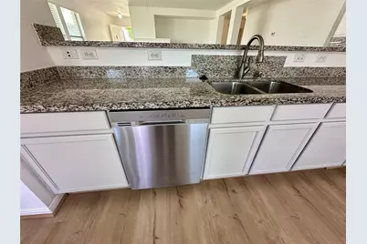 3927 Brook Garden Lane, Katy, TX 77449 - Photo 7