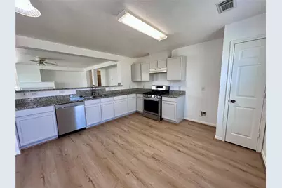 3927 Brook Garden Lane, Katy, TX 77449 - Photo 5