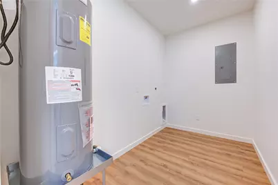 11 E O'Bryant, Bellville, TX 77418 - Photo 21