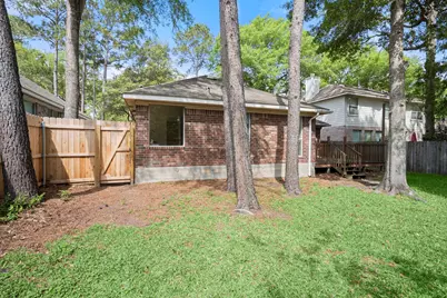 22 N Hollylaurel Circle, The Woodlands, TX 77382 - Photo 27