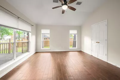 22 N Hollylaurel Circle, The Woodlands, TX 77382 - Photo 15