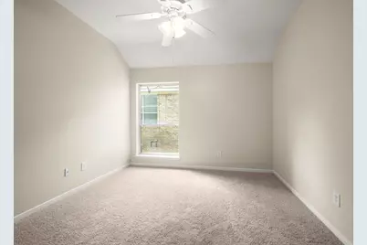 22 N Hollylaurel Circle, The Woodlands, TX 77382 - Photo 19