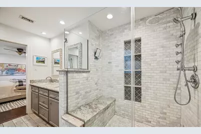 10018 Locke Lane, Houston, TX 77042 - Photo 21