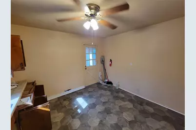 925 Flanders Avenue, San Antonio, TX 78211 - Photo 21